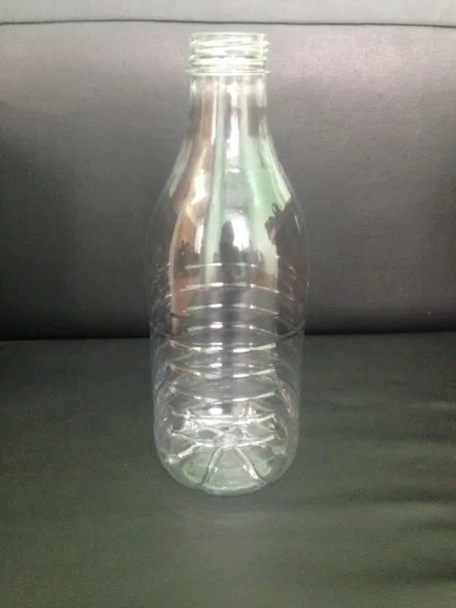 фотография продукта Бутылка ПЭТ 1л -2л с горлом 38мм
